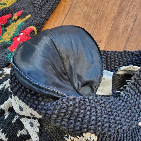 Vintage Express Internationale Handknitted Sweater Black Chunky Cable Knit Small - Picture 7 of 9